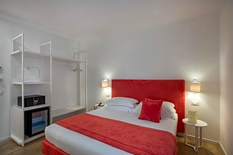 Classic Double or Twin Room