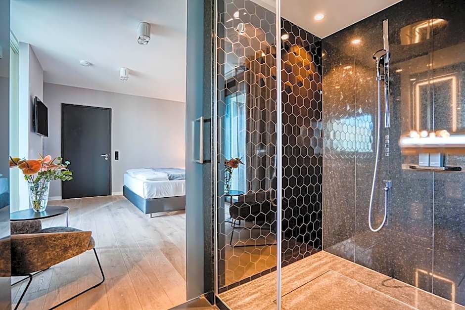 CLOUD No7 APARTMENTS - The Original