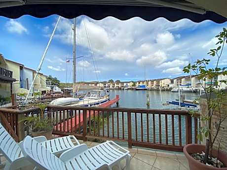 Antigua chiama Italia villas