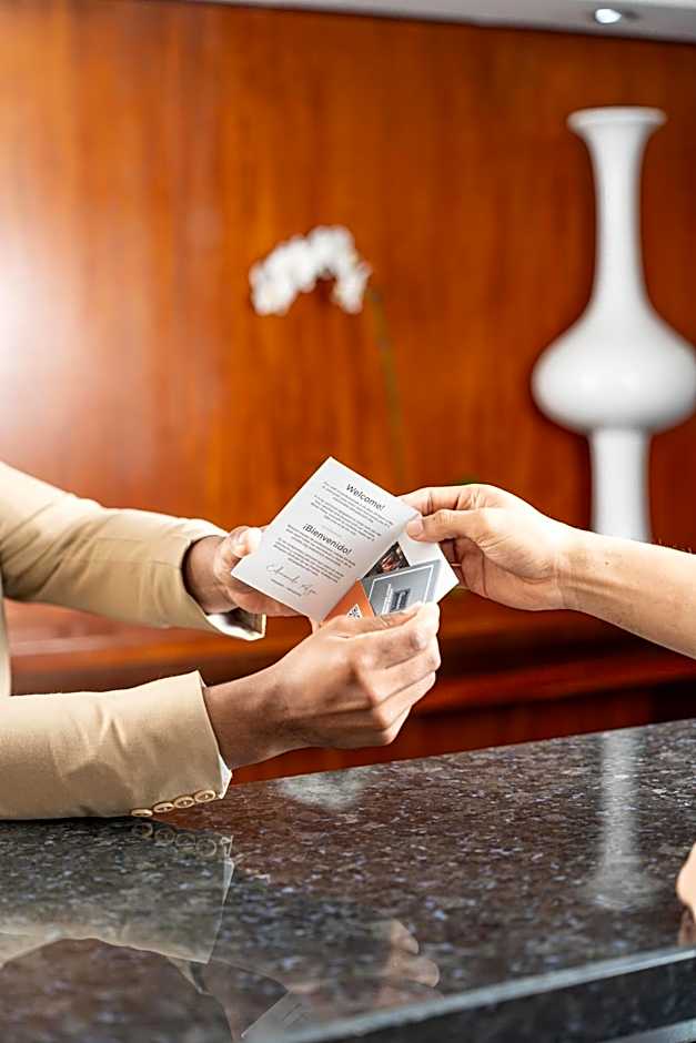 Hodelpa Centro Plaza Hotel