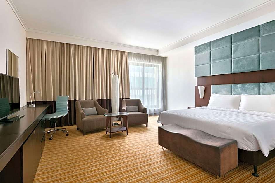 Traders Hotel, Abu Dhabi