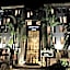 Soundouss Hotel