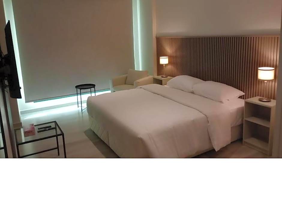 Times Square Suite Hotel