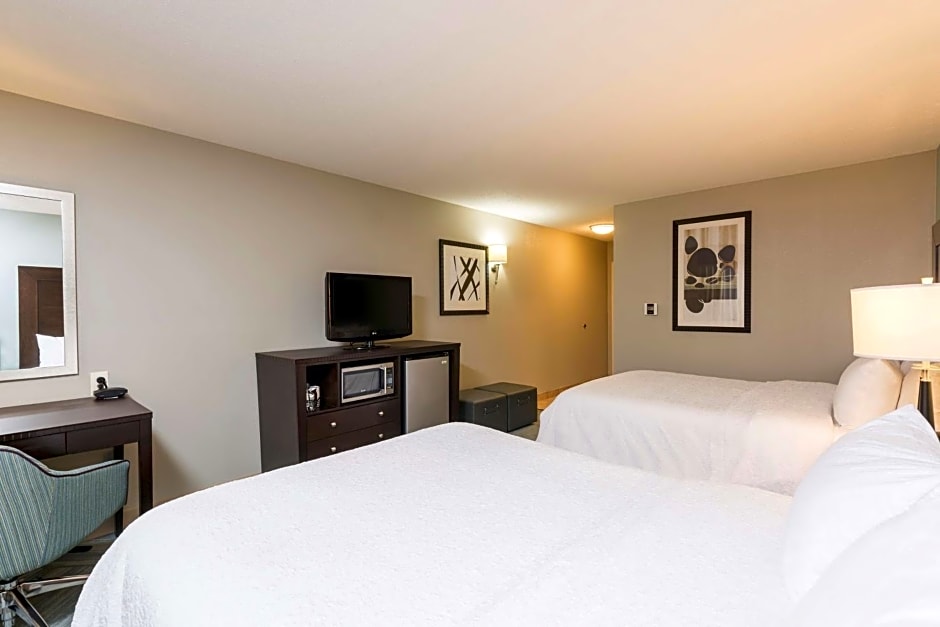 Hampton Inn By Hilton Detroit Roseville