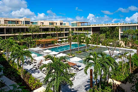Mistiq Tulum