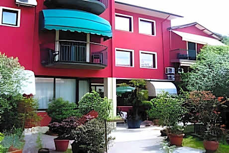 Hotel Monti