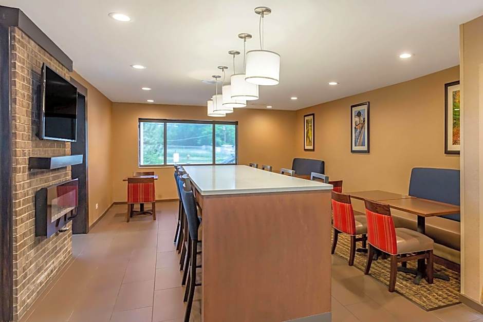 Comfort Suites Oakbrook Terrace