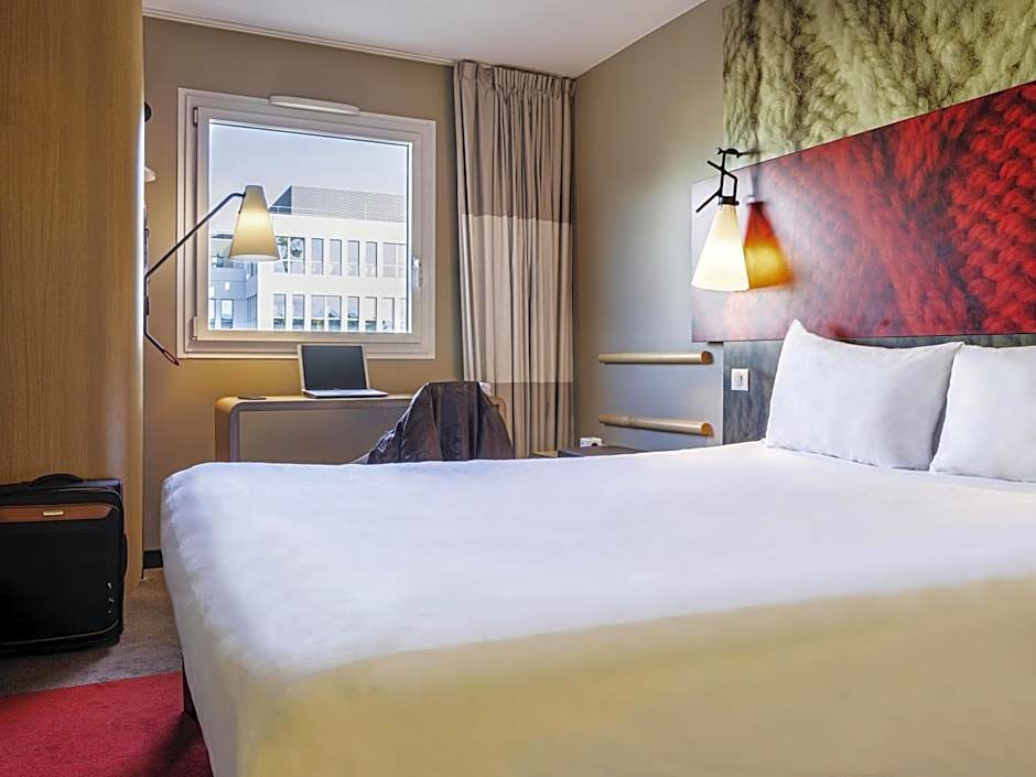 ibis Nanterre La Defense