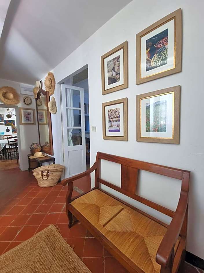 1560- Domaine Des Cinq Jardins- A Magical and Authentic Mansion