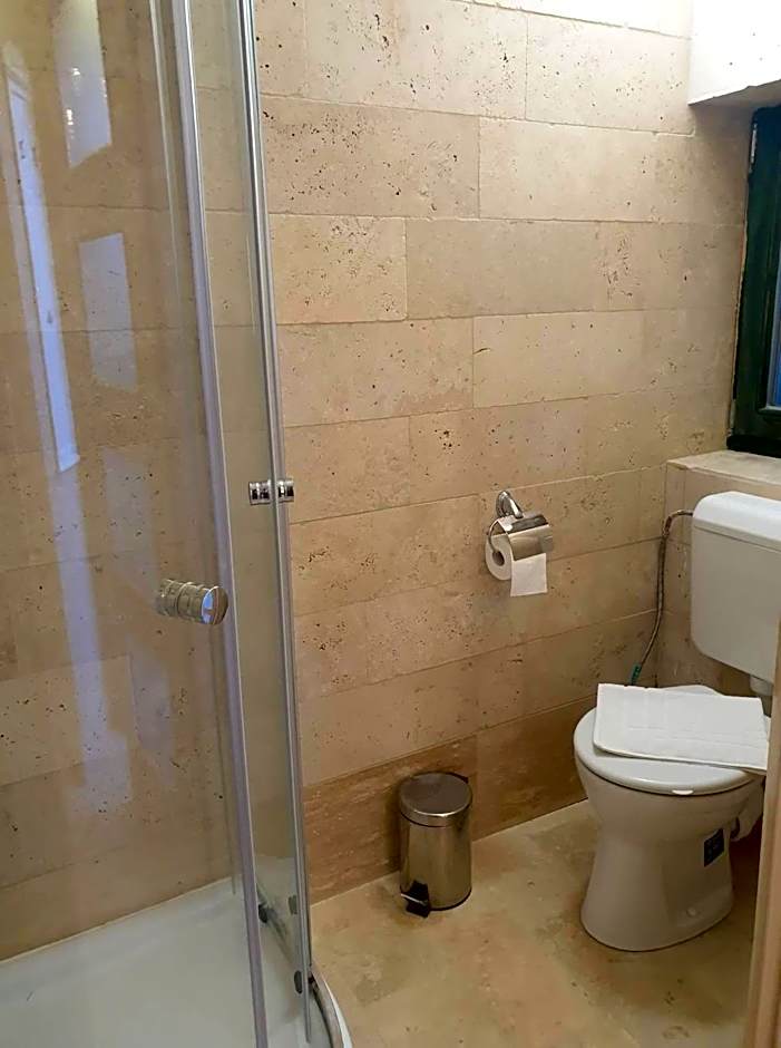 Éjjeli Bagoly Étterem és Panzió