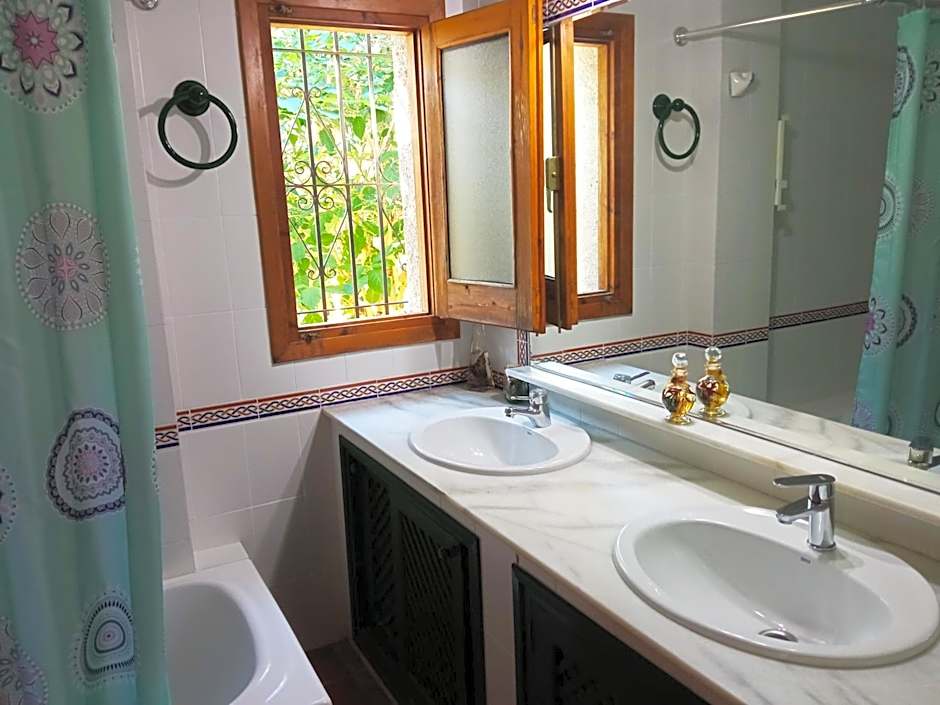 Valle y Mar, Casa de Huéspedes