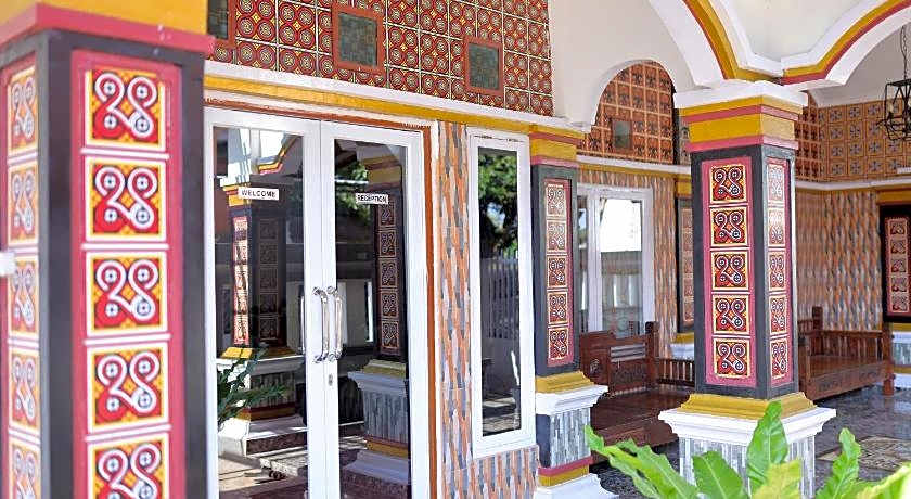 Urbanview Hotel Eropa Maros near Sultan Hasanuddin Airport by RedDoorz