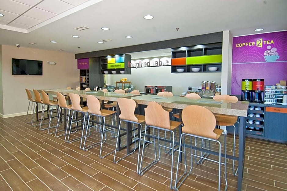 Home2suites By Hilton Ridgeland