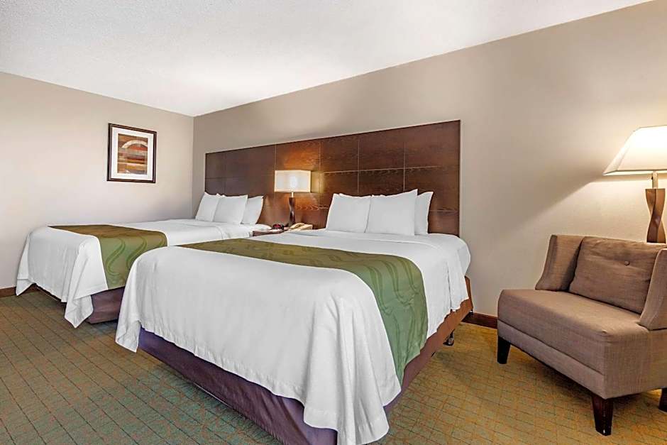 Quality Inn & Suites Escanaba North