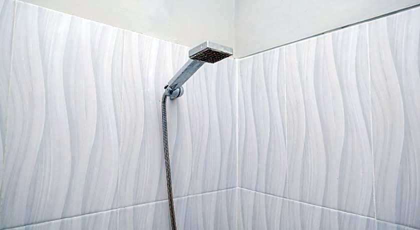 OYO 195 Stay @h Guesthouse