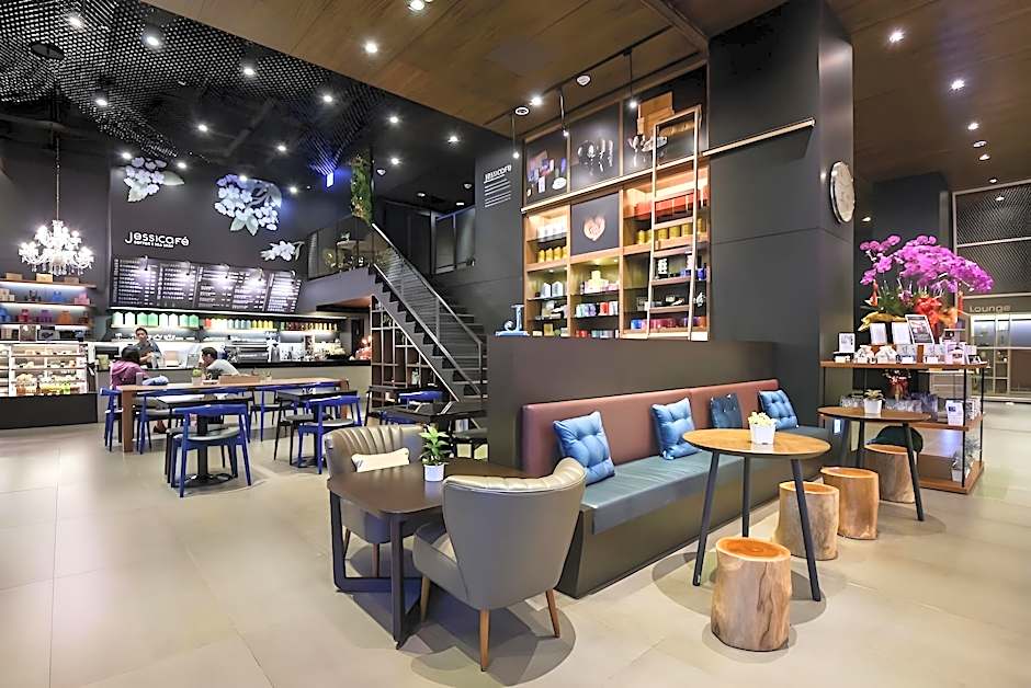 Just Sleep Kaohsiung Station