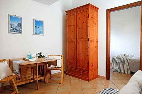 Basic One-Bedroom Apartment with Patio