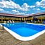 Econo Lodge Inn & Suites Triadelphia - Wheeling