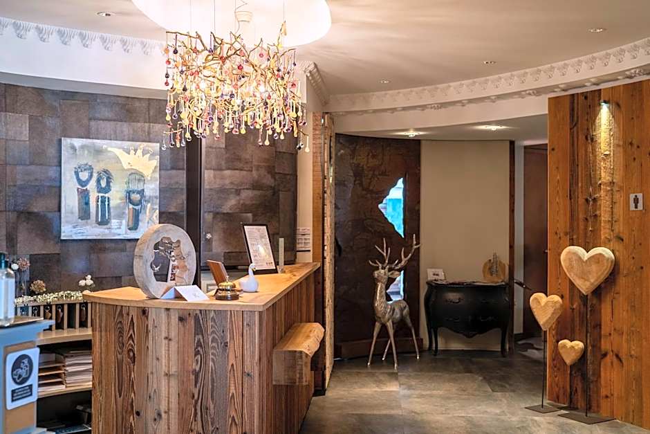 Hôtel Restaurant La Couronne by K