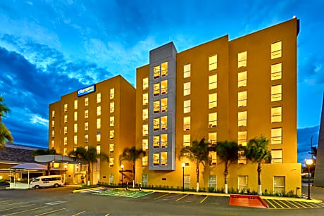 City Express by Marriott Querétaro Juríca
