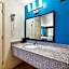Best Western Delhi Inn