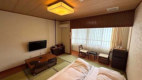Main Building Japanese-Style Room with Shared Bathroom