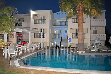 Sunshine Studios & Apartments