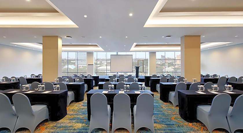 Aston Inn Pantai Losari Makassar