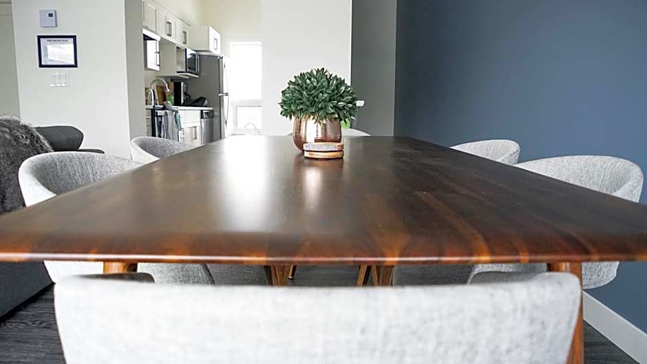 The Revy Den by Revelstoke Vacations