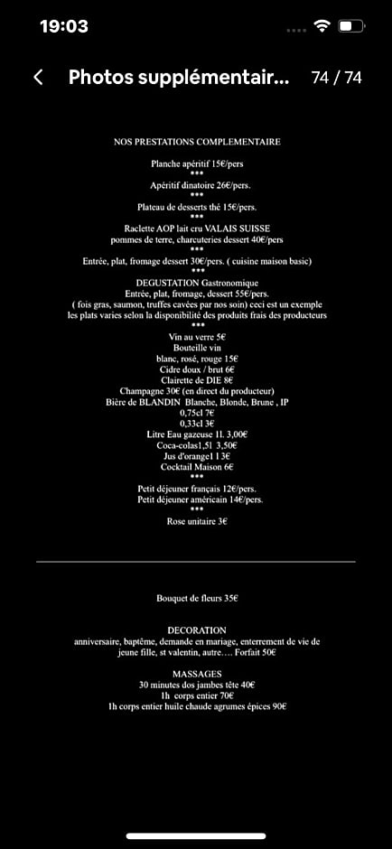 La k abane jacuzzi extérieur chauffée piscine de saison totalement privatisé