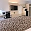 Days Inn & Suites by Wyndham Peachtree Corners/Norcross