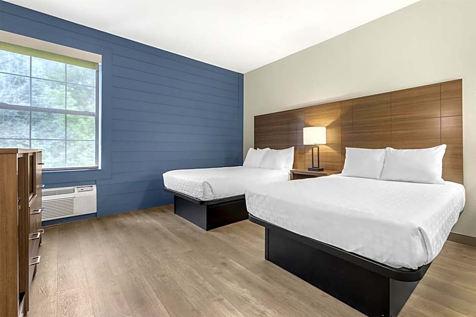 Best Western Plus Revere Inn & Suites