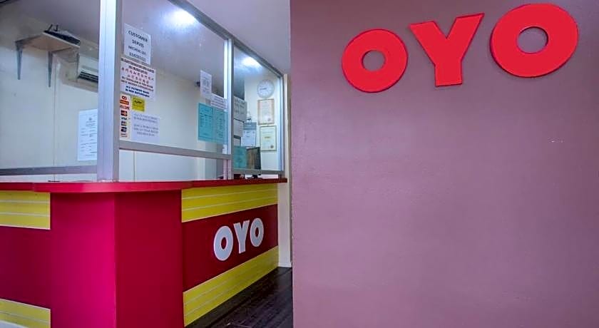 Hotel O Taj (seksyen 13)