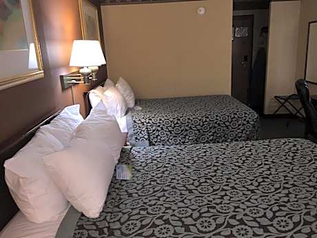 Room with Two Double Beds - Non-Smoking