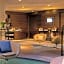 Renaissance by Marriott Izmir Hotel