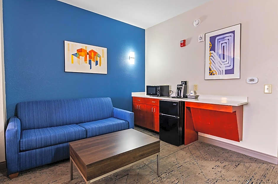 Holiday Inn Express & Suites Wytheville By IHG