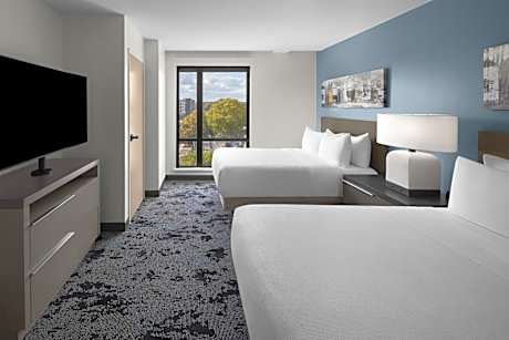 One Bedroom Kitchen Suite with Two Queen Beds and Sofa Bed