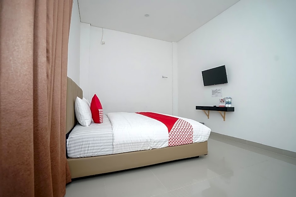 OYO 443 Hotel Barlian