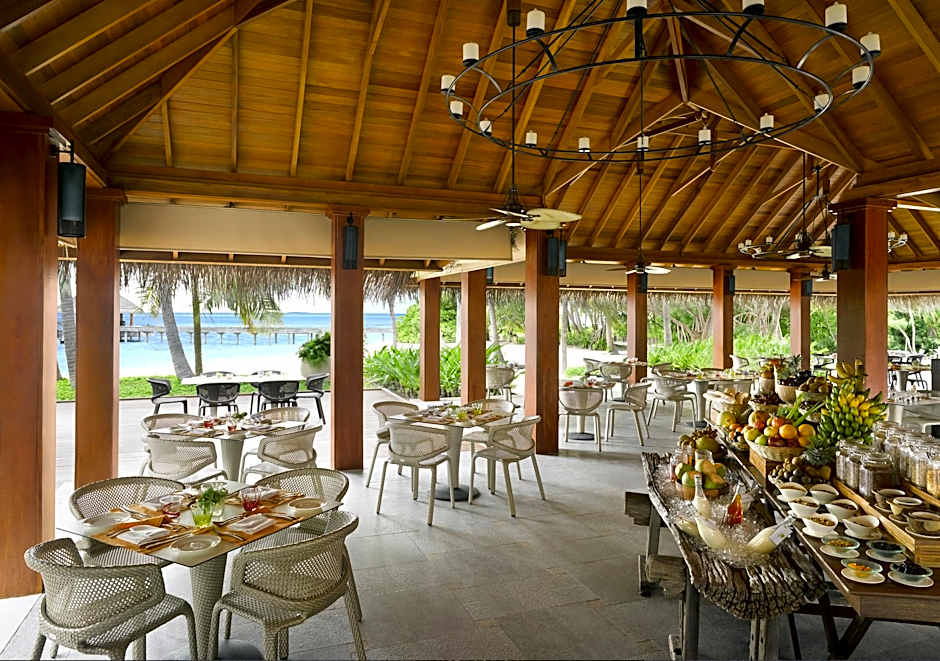 Dusit Thani Maldives - Mudhdhoo Island, Baa Atoll
