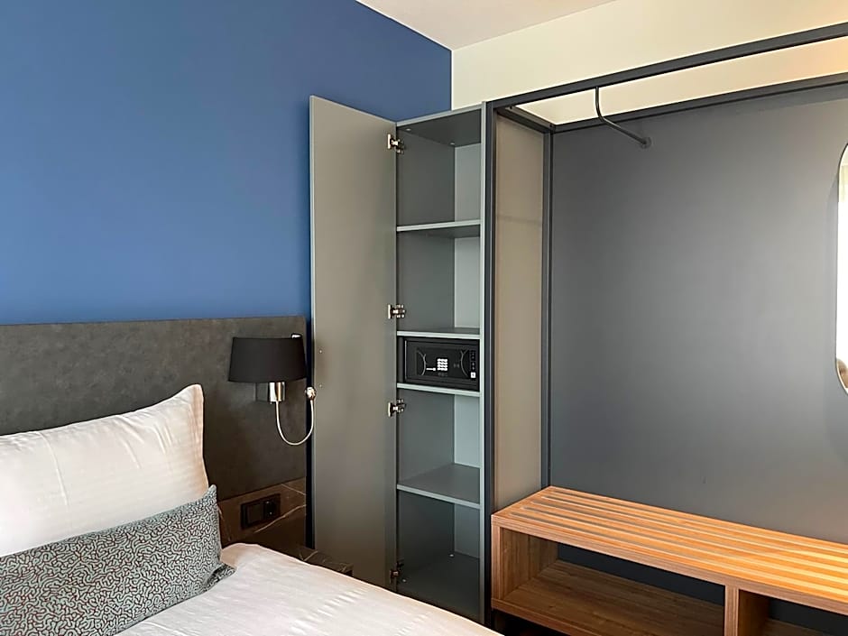 OZO Hotels Antares Airport