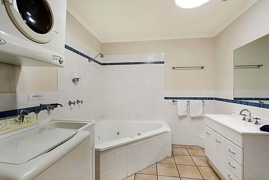 Sails Luxury Apartments Merimbula