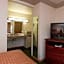 Cloverdale Wine Country Inn & Suites