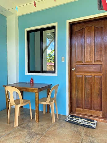 Jeno Tourist Inn