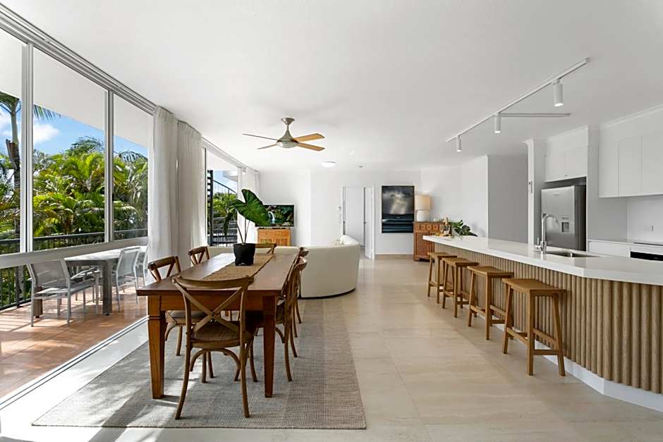 Noosa Tropicana