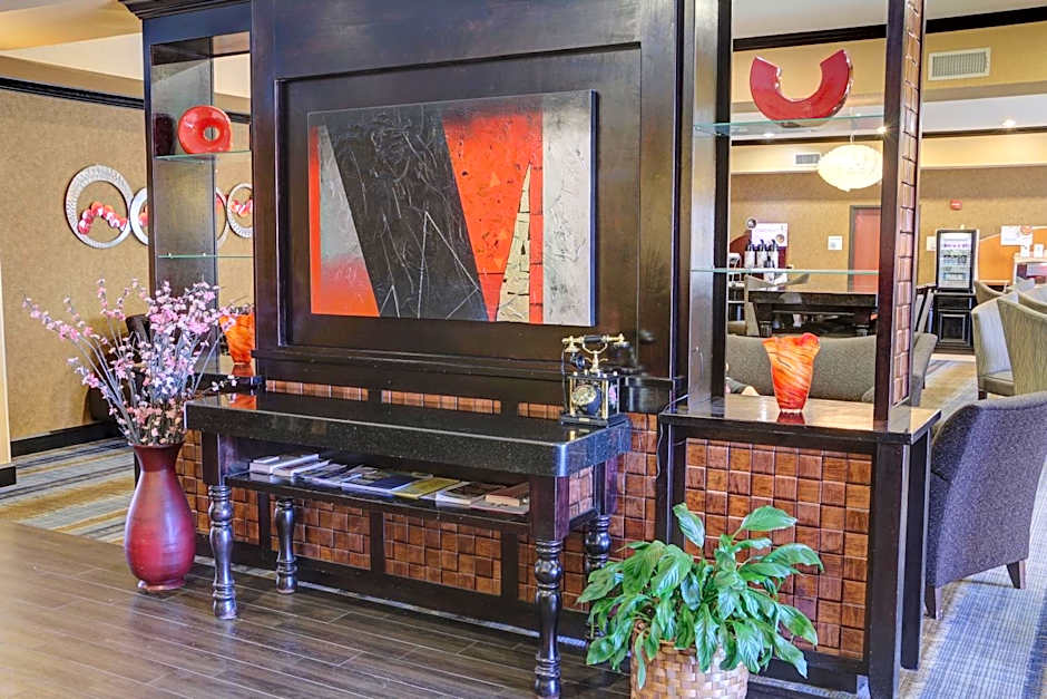 Holiday Inn Express Hotel & Suites Texarkana East By IHG