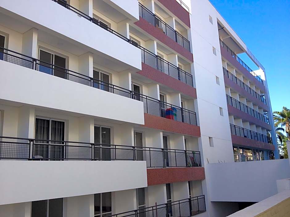 Flat 5 estrelas charmoso na Granja Viana