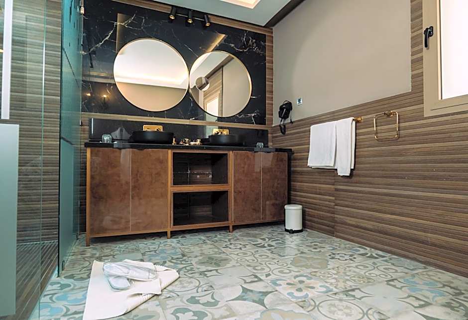 RS Hotel Karam Palace