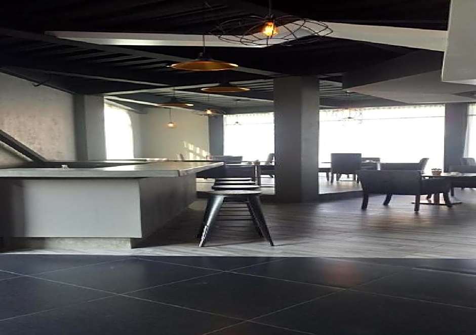 ESDUMA HK HOTEL Pachuca