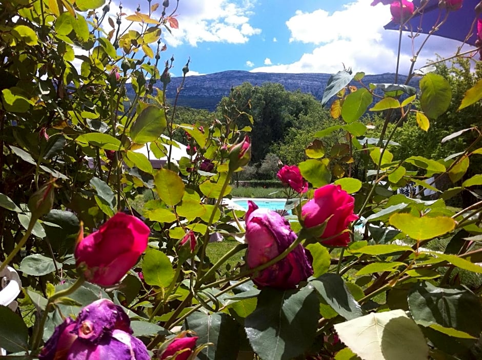 La Grande Maison De Nans