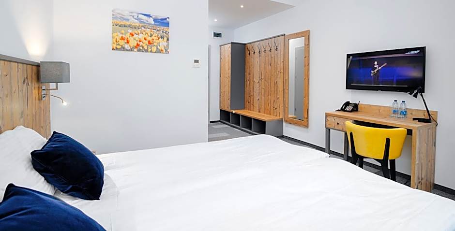 Hotel Nowa Holandia